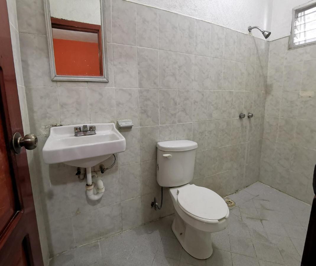 Capital O Hotel Hidalgo Paraíso Zimmer foto